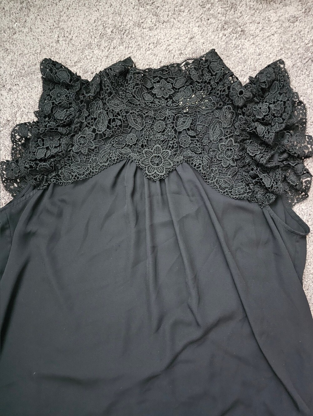 Kate Spade Black Lace Yoke Sleeveless Camisole Sz XL - Picture 9 of 10